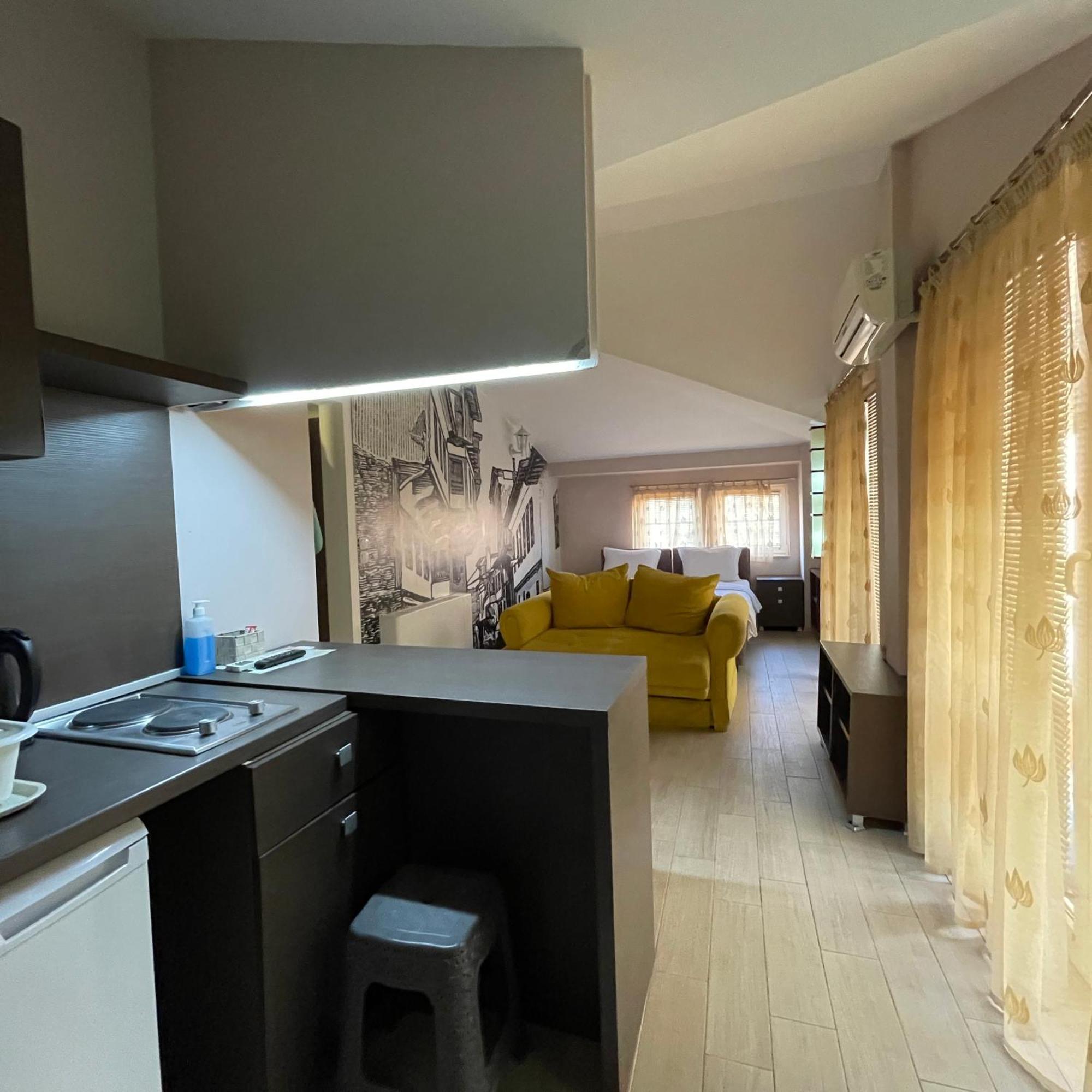 Di Angolo Apartments Ohri Dış mekan fotoğraf