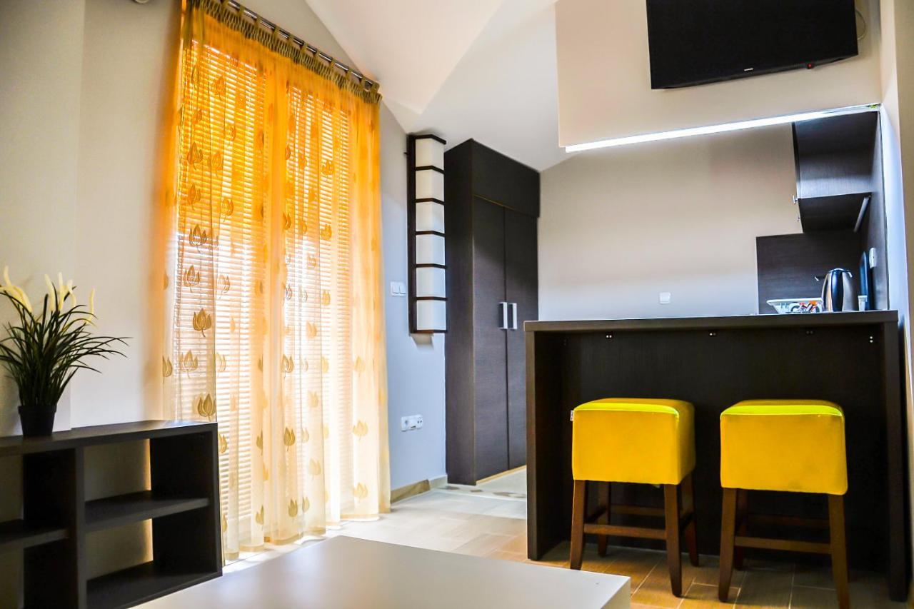 Di Angolo Apartments Ohri Dış mekan fotoğraf