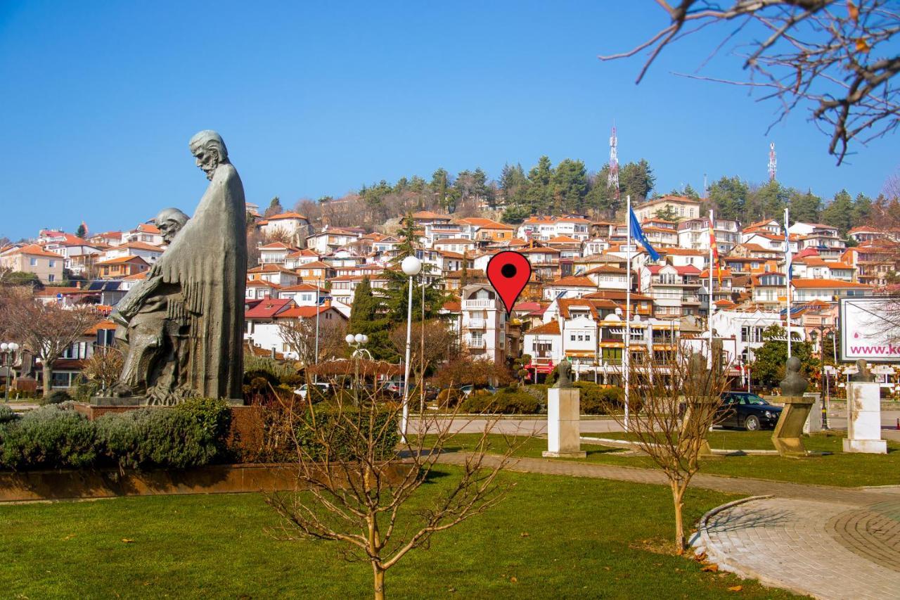 Di Angolo Apartments Ohri Dış mekan fotoğraf